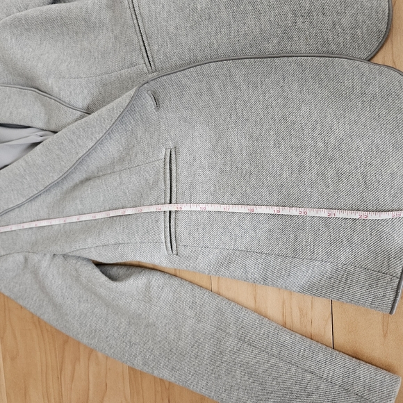 Ann Taylor PETITE KNIT BLAZER IN LIGHT GREY HEATHER 00p - Picture 4 of 9